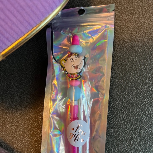 Sold out Chip loungefly backpack - Picture 3 of 5